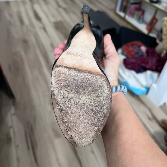 Jimmy Choo: Black Patent Leather Peep-Toe Pumps - Picture 5 of 8